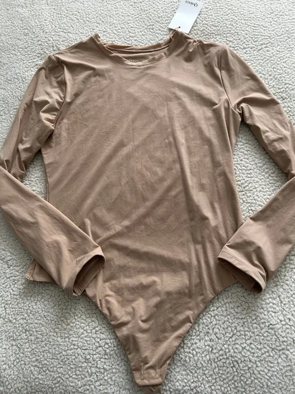 Quince Bodysuit Womens Beige Nude Long Sleeve Crew Neck Snap Size XL - Image 3
