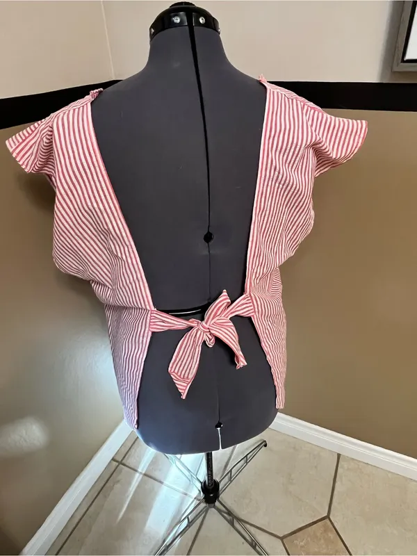 VTG country cottage-core Full apron Bib Seersucker Handmade Red White Stripe Tie - Image 5
