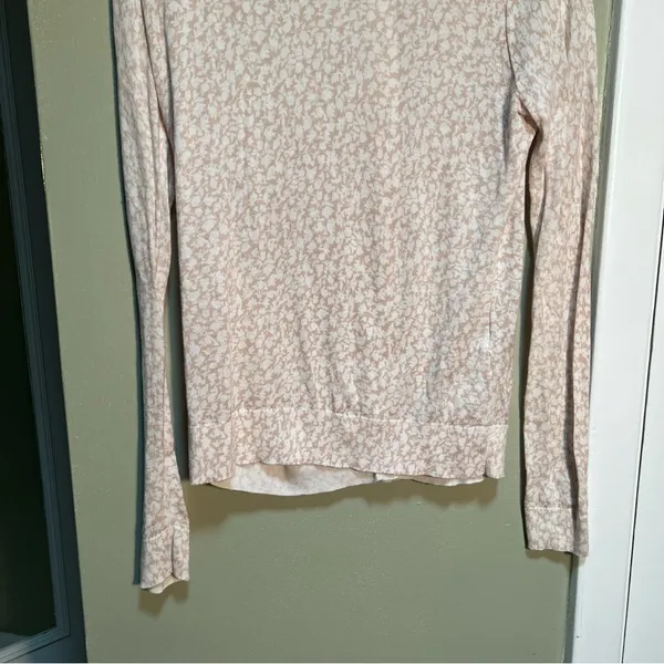Loft Women's Size Medium Cardigan Sweater Beige White Floral Lightweight Cotton - Image 7