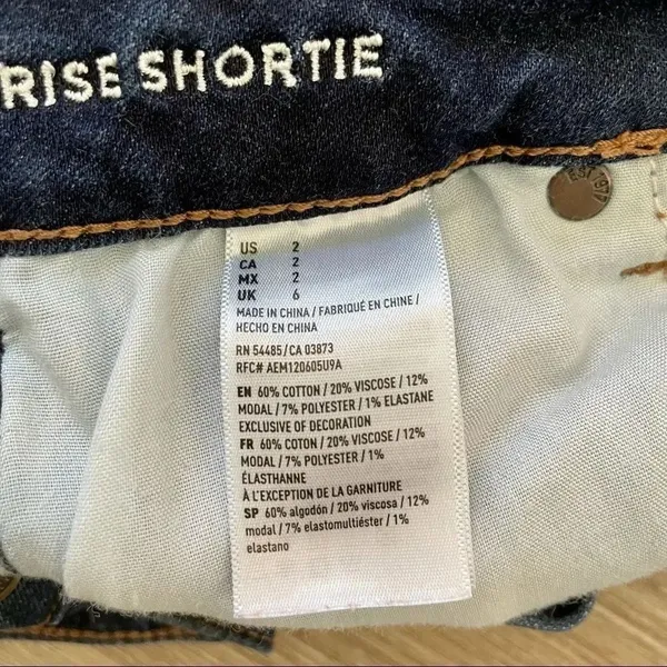 American Eagle Outfitters super hi rise shorts - Image 10