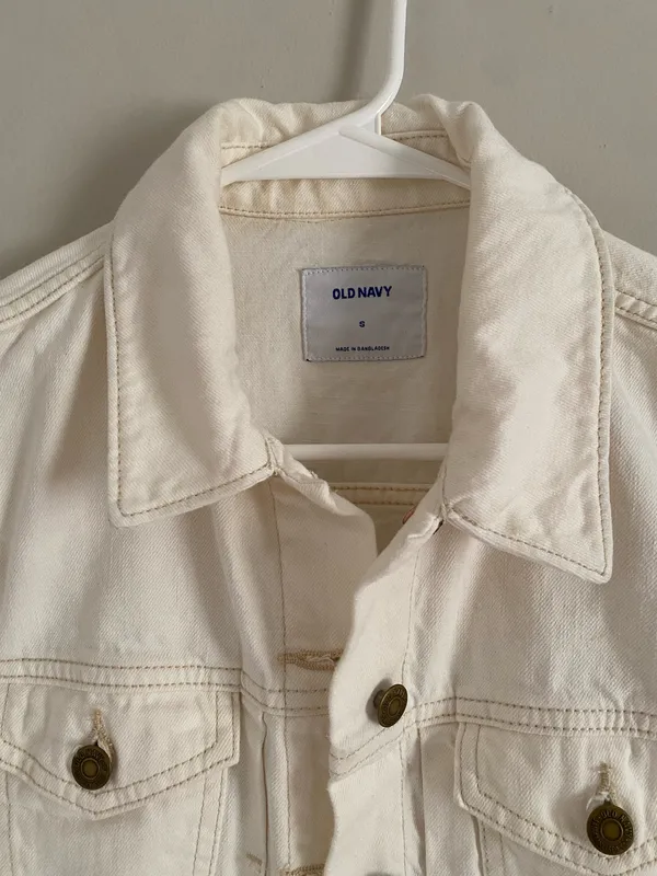Old Navy White Denim Jacket - Image 3