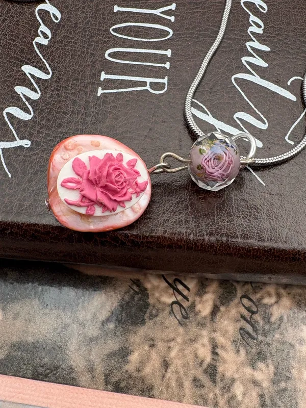 Y2K Handmade Pink Cameo Shell Necklace Cottagecore Romantic Pendant - Image 2