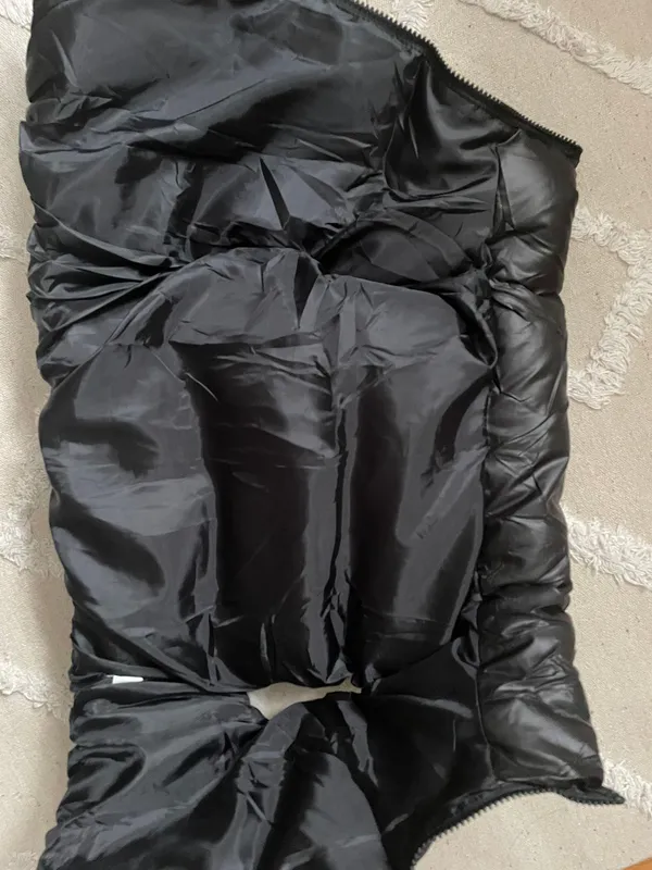 Crop Black Puffer Vest Size XS - Image 3