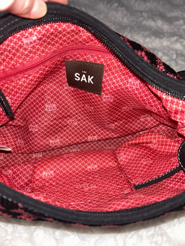 The Sak Pink Small Purse - Image 9