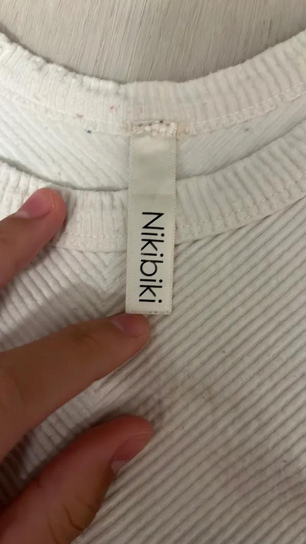 NIKIBIKI Cropped Seamless Top - Image 3