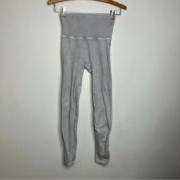 Free people movement Good Karma Leggings light gray‎ size XS/S - Image 3