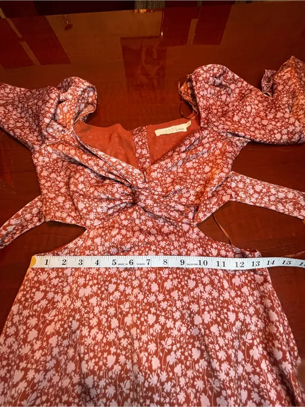 ASTR The Label Lainie Dress Floral Cutout Midi Sz S Puff Sleeve Lavender Brown - Image 11