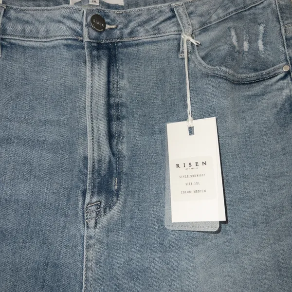 Risen NWT High Rise Distressed Boyfriend Medium Wash Jeans Size 2XL - Image 5