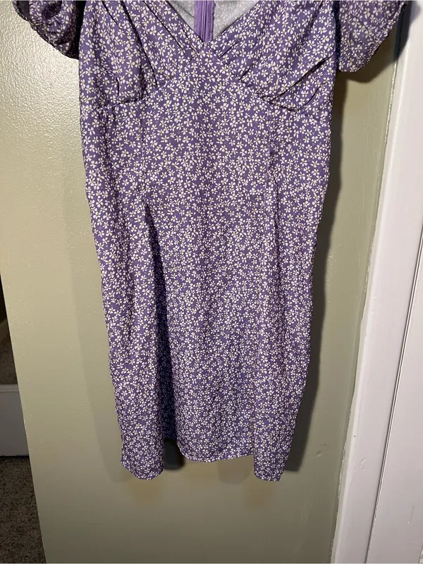 Zaful Women’s Sz 6 Mini Dress Puff Sleeve Light Purple Ditsy Floral White Yellow - Image 6