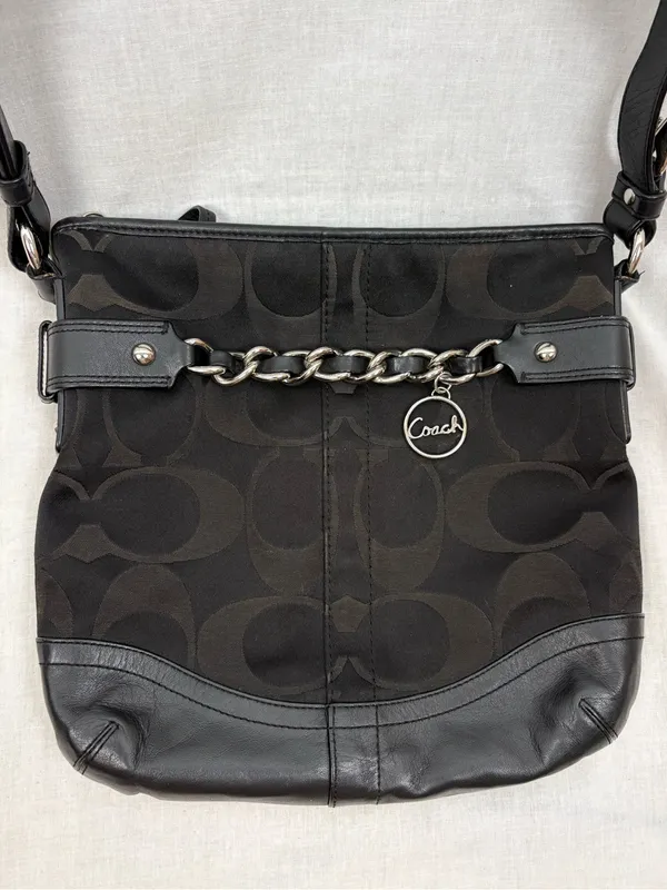 Coach Signature Optic Chain Black Shoulder Bag Purse Duffle - Image 2