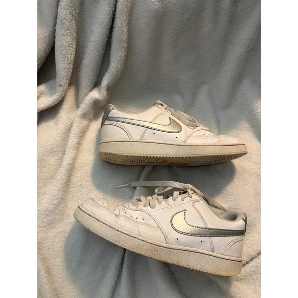 Nike Court Vision‎ Low Sneaker Basketball White Metallic Silver Women's Size 8 - Image 11