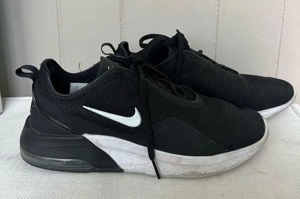 Nike Air Max Motion 2 (Women’s 8.5) - Image 3