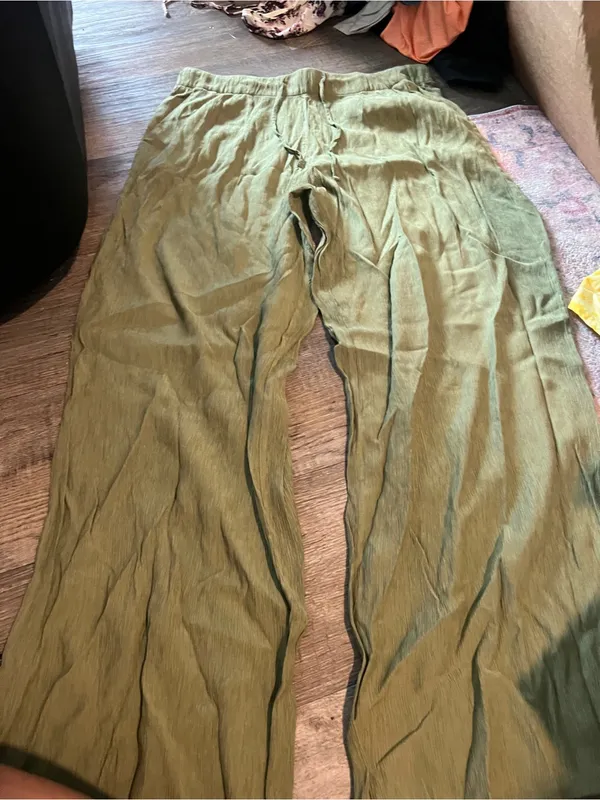 Abercrombie large green wide leg pants - Image 4
