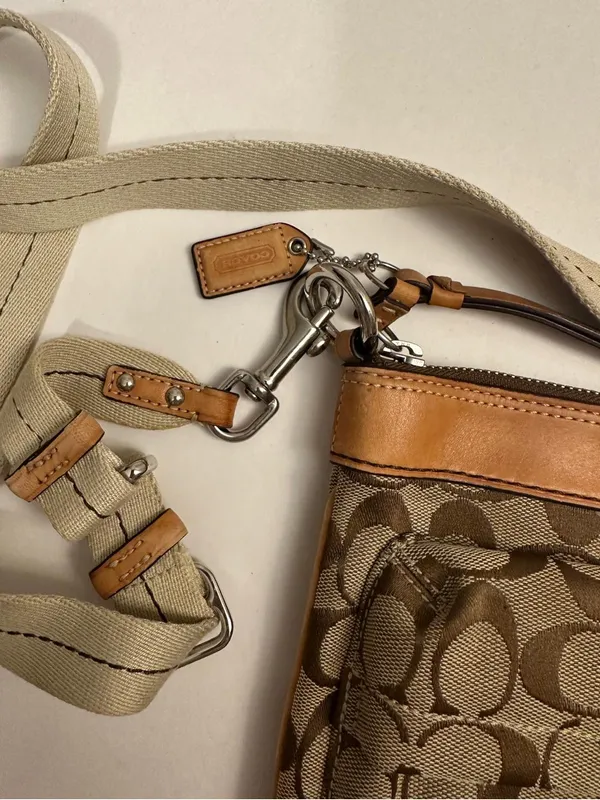Coach 6442 Signature Canvas Crossbody Bag Brown Tan Leather Vintage Y2K 2006 - Image 14