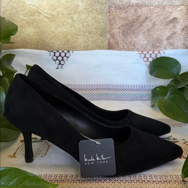 NEW Nicole Miller New York Black Faux Leather Suede Pointy Toe Heels, Size 10 - Image 5