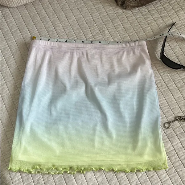 Dolls Kill Cute pastel ombré pull on mesh Y2K lettuce, trim, rave party mini skirt M - Image 6