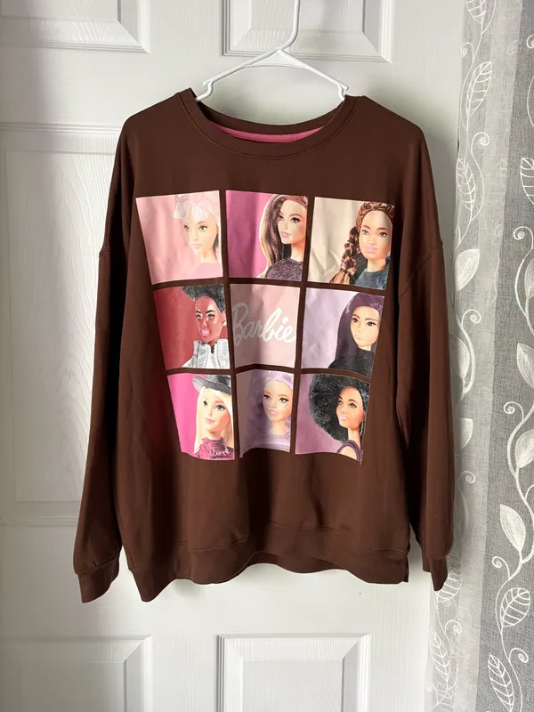 Barbie Hybrid Apparel Womans sz XL Graphic Sweatshirt Cozy pullover crew neck - Image 2
