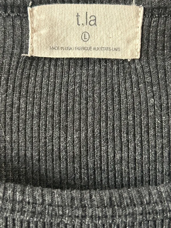 Anthropologie T.la long sleeve ribbed crew neck - Image 2