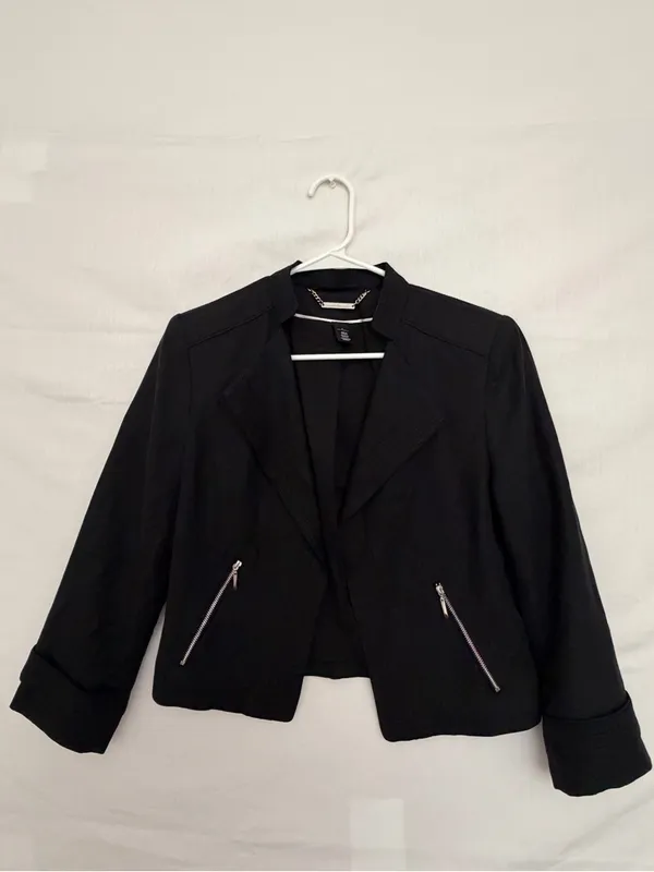 White House Black Market Women’s Black Blazer Size 8 Excellent Used(A829) - Image 2