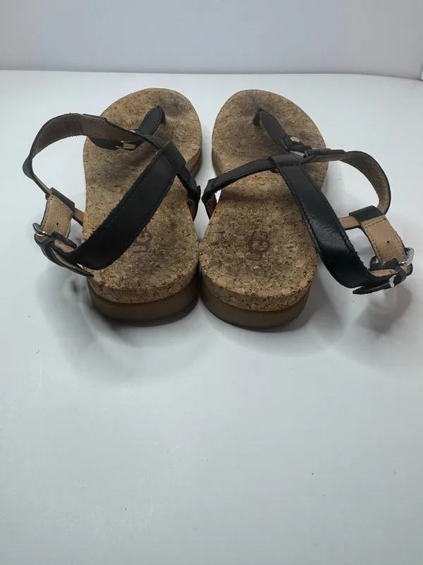 UGG 'Aleigh' Black Leather T-Strap Sandals Size 7.5 - Image 4