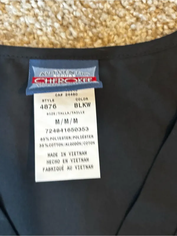 NEW Cherokee Professionals Scrubs Set, Modern Classic Black Size M (run big!!) - Image 5