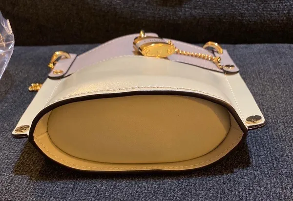 Chloé Chain Bucket Lock Aby shoulder bag - Image 4
