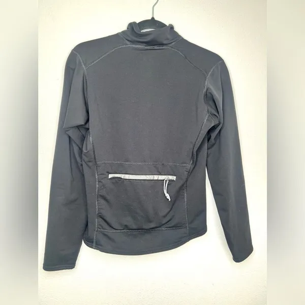 Patagonia Black Pullover Women’s Cool Weather Top Long Sleeve 1/4 zip Gorpcore - Image 6