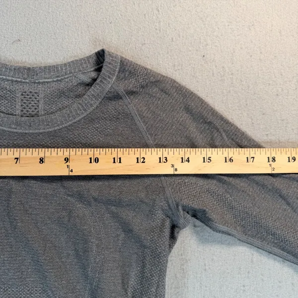 Lululemon Swiftly Tech Long Sleeve Crew Grey Heathered Size 4 Thumbholes - Image 7