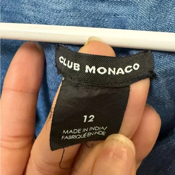 Club Monaco Rahma Dress In Denim Long-Sleeve Size: 12 - Image 4