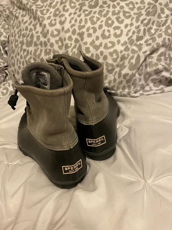 Boots - Image 2