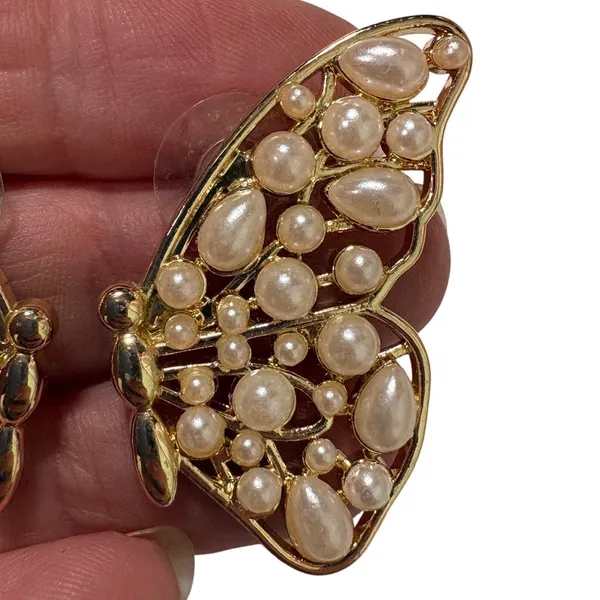 Gold Tone Butterfly Earrings Faux Pearl‎ Inlay Statement Fashion Jewelry - Image 2