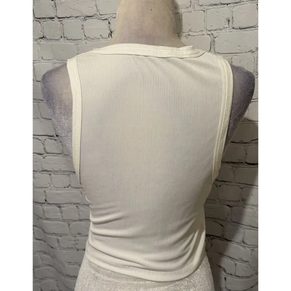 Zara Ribbed Crop Top White Sleeveless Size Large - Image 3