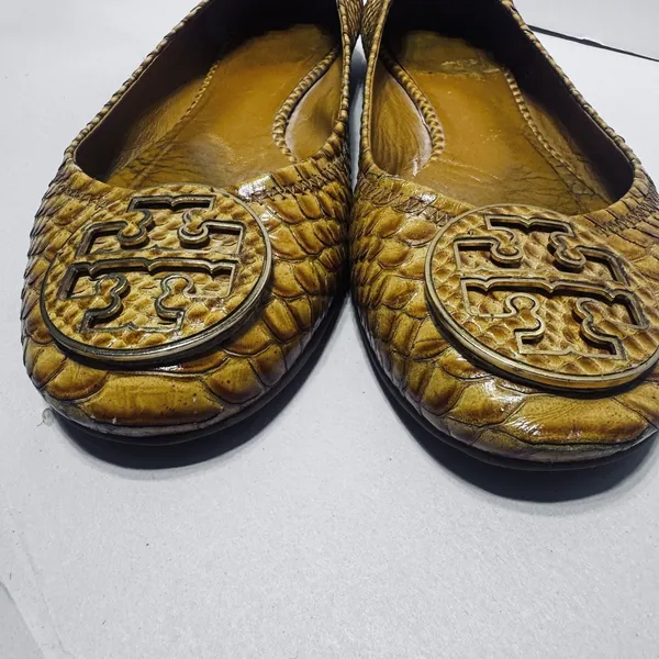 Tory Burch Reva Gold ballet flats shoes Mustard yellow snakeskin leather sz 10 - Image 3