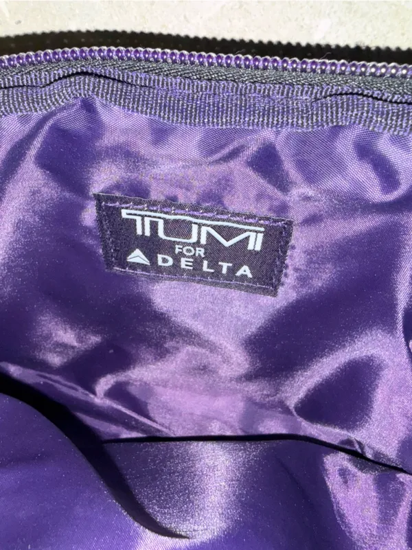 TUMI for Delta Air Lines Travel Pouch Black - Image 3