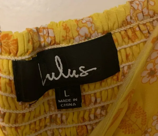 NWOT lulus yellow floral dress size large - Image 3