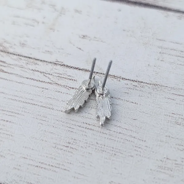 Vintage Stud Earrings Small & Dainty Silver Tone Branch/Leaf - Image 4