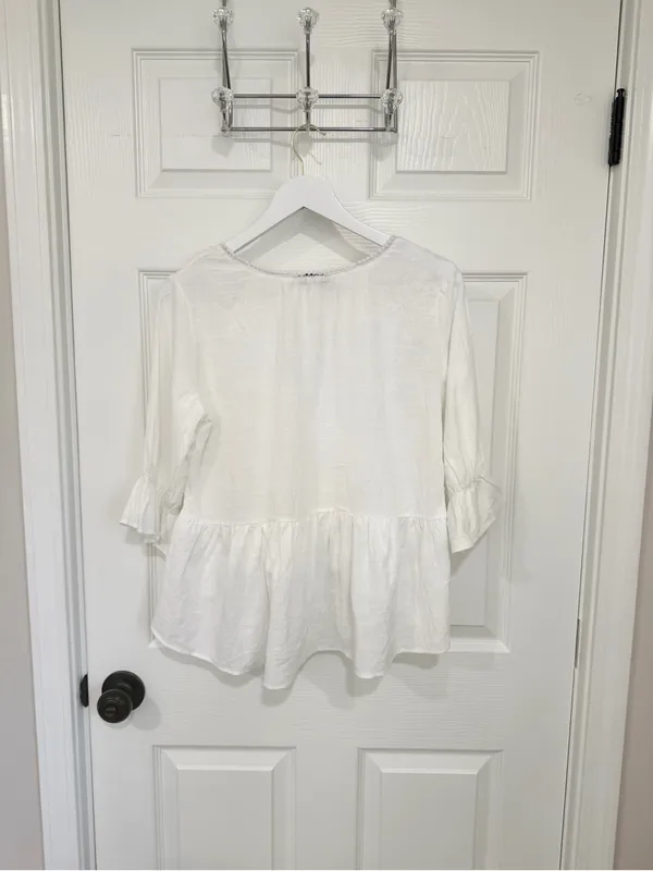 Petal & Pup White Coastal Cottage High Low Babydoll Romantic Blouse Medium Top - Image 6