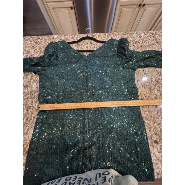 Xscape Long Sleeve Long V-Neck All Over Sequin Gown Hunter Size 18W - Image 8