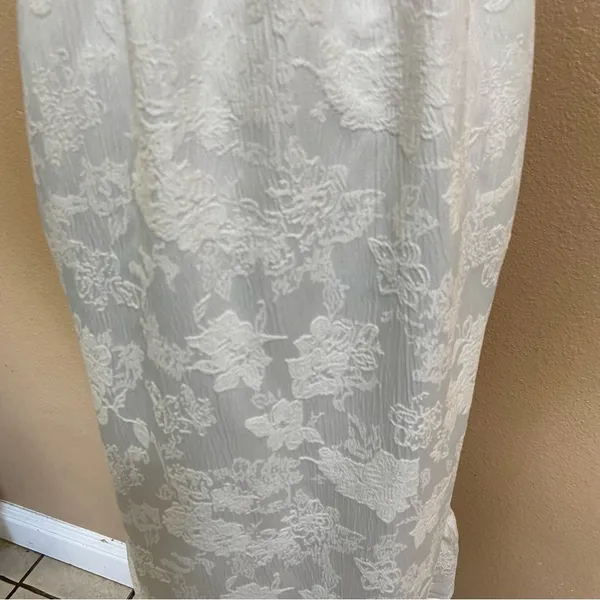 NWOT Lulus Major Perfection White Floral Jacquard Midi Dress with Pockets - Image 5