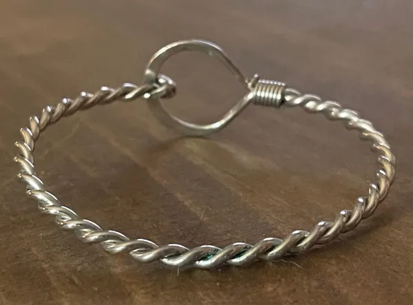 Silver Twisted Hook And Loop Bangle Bracelet - Image 5