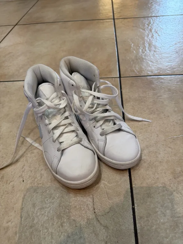 Nike high top sneakers - Image 2