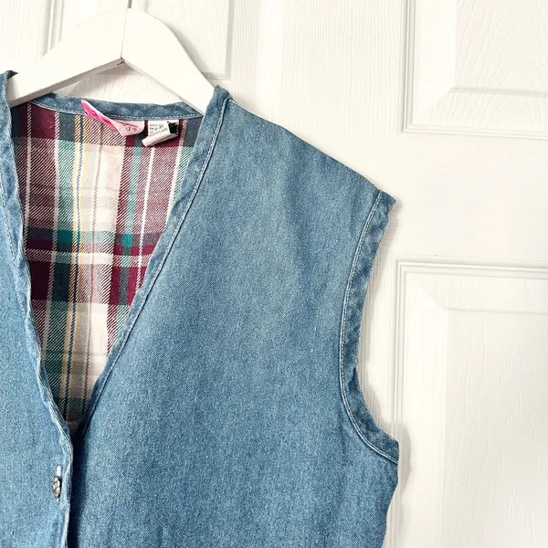 Metro Express Vintage Denim Chambray Red Plaid Flannel Back Button Vest L 14/16 - Image 4