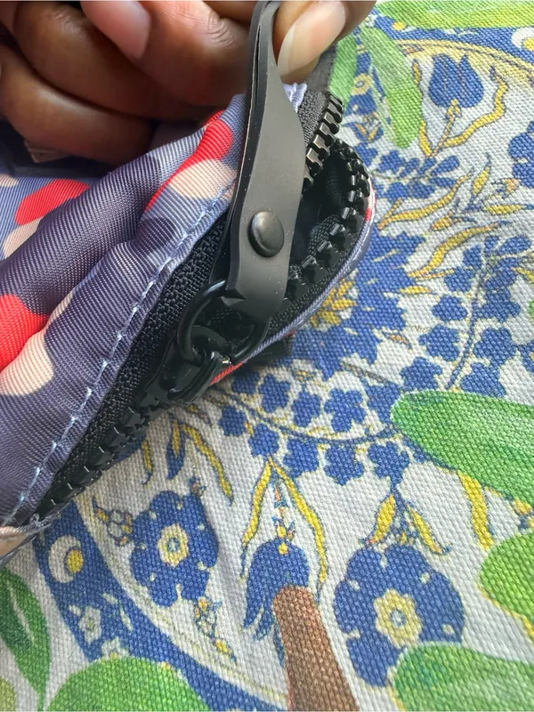 Zyia Fanny Pack/Crossbody - Image 4