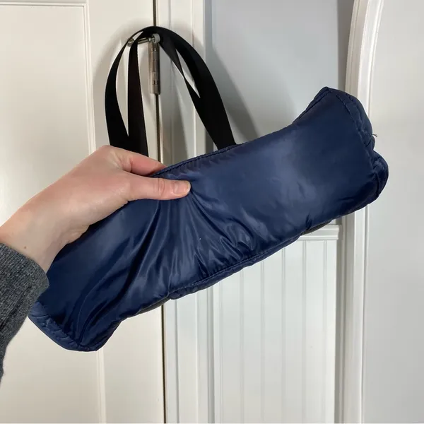 j.crew factory Puffer‎ Tote Bag in navy blue - Image 4