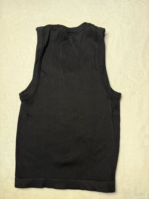 Old Navy Tank Top Women’s Medium Black - Image 3
