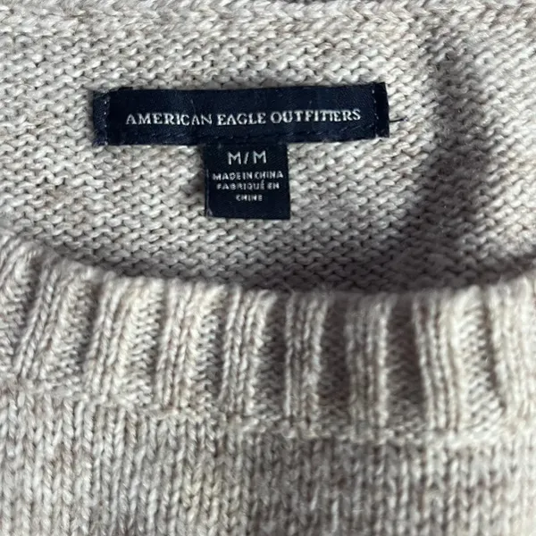 American Eagle Outfitters Sweater - Image 4
