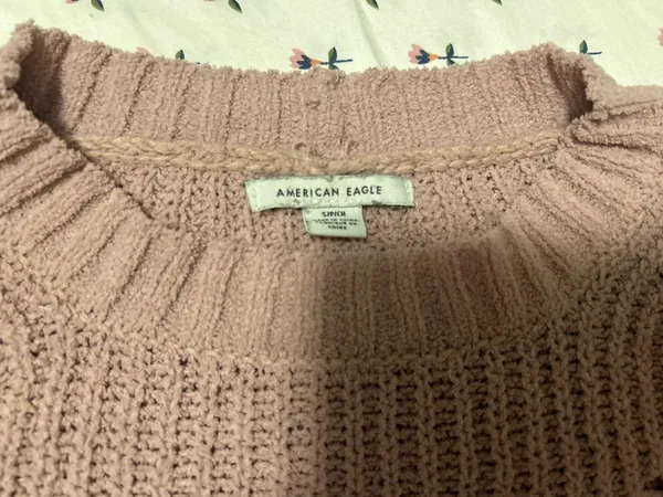 American Eagle Sweater - Image 3