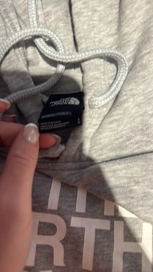 The North Face Hoodie Women’s - Image 2