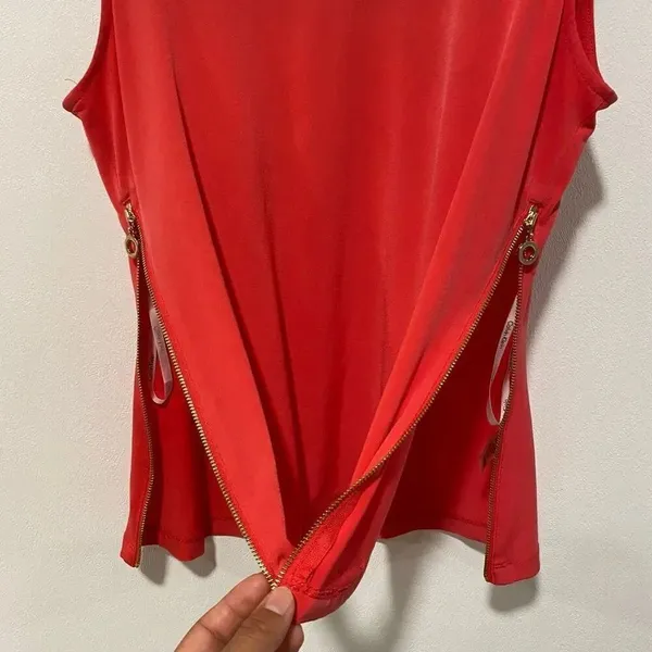 Calvin Klein Sleeveless Red Black Colorblock Top Gold Zipper Size S - Image 5