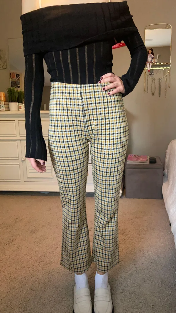 Urban Outfitters Plaid Cropped Pants - Image 3
